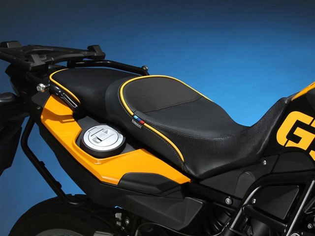 SARGENT サージェント ワールドスポーツパフォーマンスシート F650GS F800GS BMW シート シート関連 外装