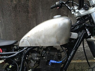 楽天市場】tw225 カスタム タンクの通販 楽天市場】tw225 カスタム タンクの通販