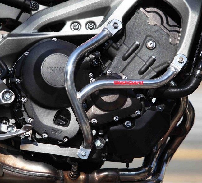 GOLDMEDAL ゴールドメダル スラッシュガード MT-09 YAMAHA ヤマハ エンジンガード フレーム