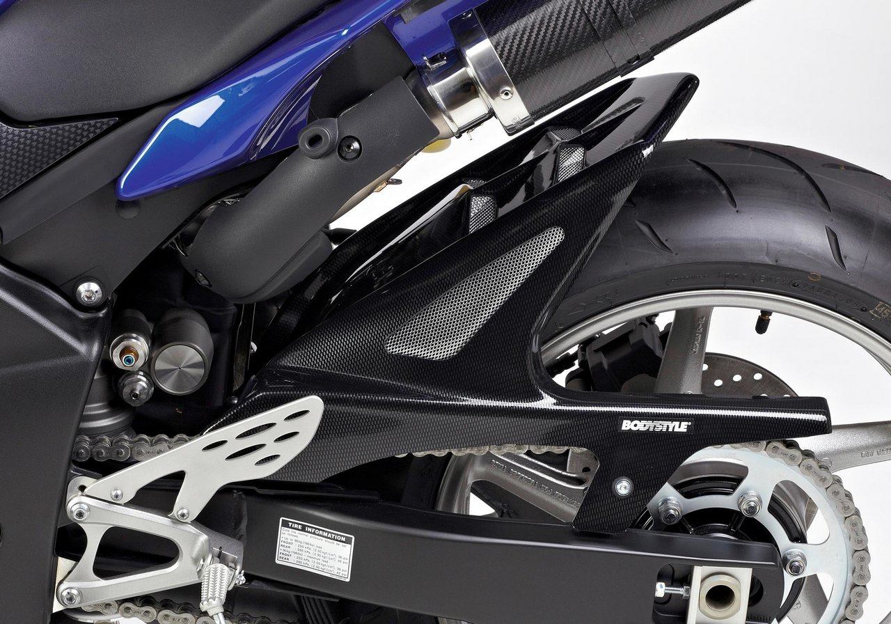 BODY STYLE ボディースタイル リアフェンダー「レースライン」(Raceline rear hugger) YZF-R1