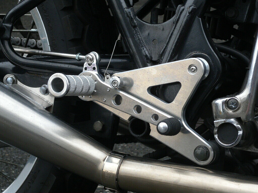 w650 バックステップ コワース COERCE コワース フィックスド 