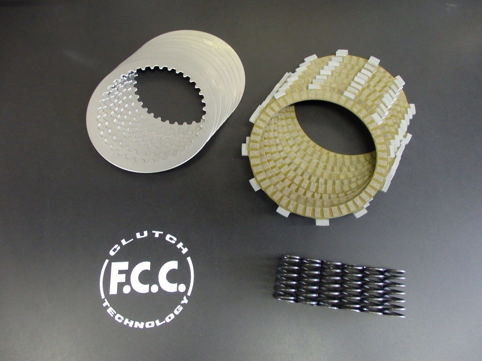 ADVANTAGE アドバンテージ FCC トラクション コントロール クラッチキット GS750 GS750E SUZUKI スズキ 駆動系