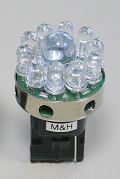 M&H マツシマ エムアンドエイチマツシマ イレブンビーム テールランプバルブ 灯火類 電装系 カラー：レッド