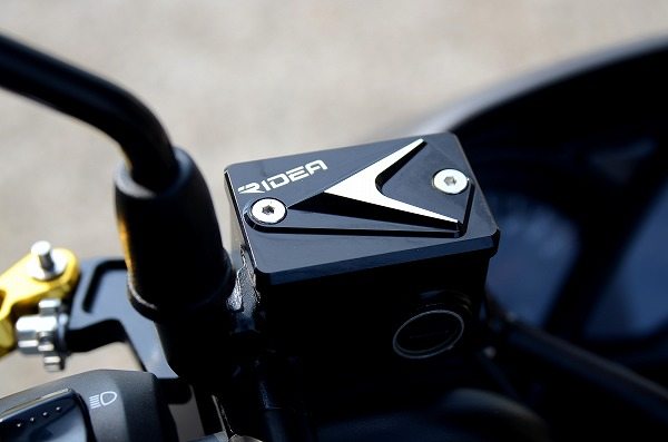 SPEEDRA スピードラ マスターシリンダーキャップ SMAX マジェスティS YAMAHA ヤマ...