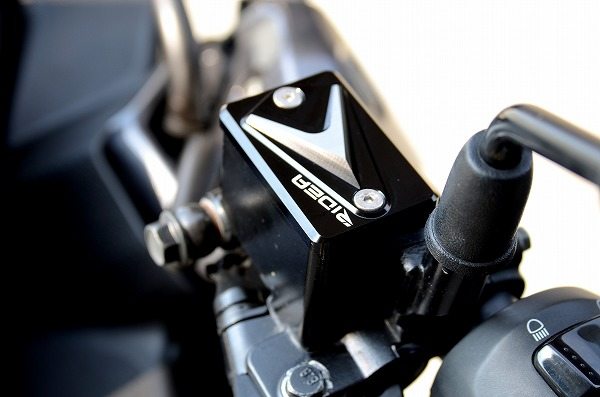 SPEEDRA スピードラ マスターシリンダーキャップ SMAX マジェスティS YAMAHA ヤマ...