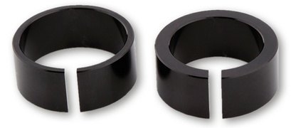 ■商品概要【メーカー品番】301-991カラー：ブラック素材：アルミニウムポジション：右／左認証：E-マーク■詳細説明HIGHSIDER replacement aluminium ring setTo mount HIGHSIDER handlebar end mirrors with outer clampdirectlyon the steering tube you need one of these reduction rings．Ifthese are lost or damaged， we offer the reduction ringsasreplacement． Depending on the handlebar diameter use one ofthereduction rings． For 7/8 inch steering tubes use the thick andfor1 inch use the thin reduction ring．Scope of delivery: 1 set- 1x reduction ring 7/8 inch- 1x reduction ring 1 inch■注意点※輸入品のため、説明書が付属する場合、外国語の説明書となります。※メーカー都合により商品の仕様変更がある場合がございます。ご了承ください。　※画像はイメージです。