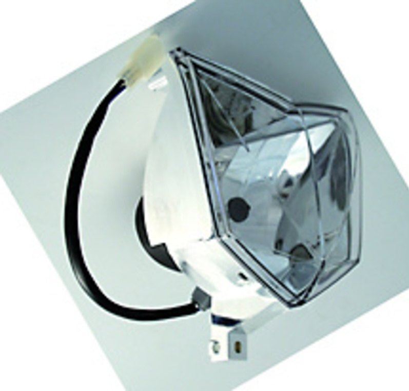 ■商品概要【メーカー品番】226-145clear glass12V 35/35W parking lightE-approved■詳細説明SHIN YO HS1 polygonal headlight insert， clear glass， 12V 35/35Wwithparking light， E-approved for #223-180 and #223-182■注意点※輸入品のため、説明書が付属する場合、外国語の説明書となります。※メーカー都合により商品の仕様変更がある場合がございます。ご了承ください。　※画像はイメージです。