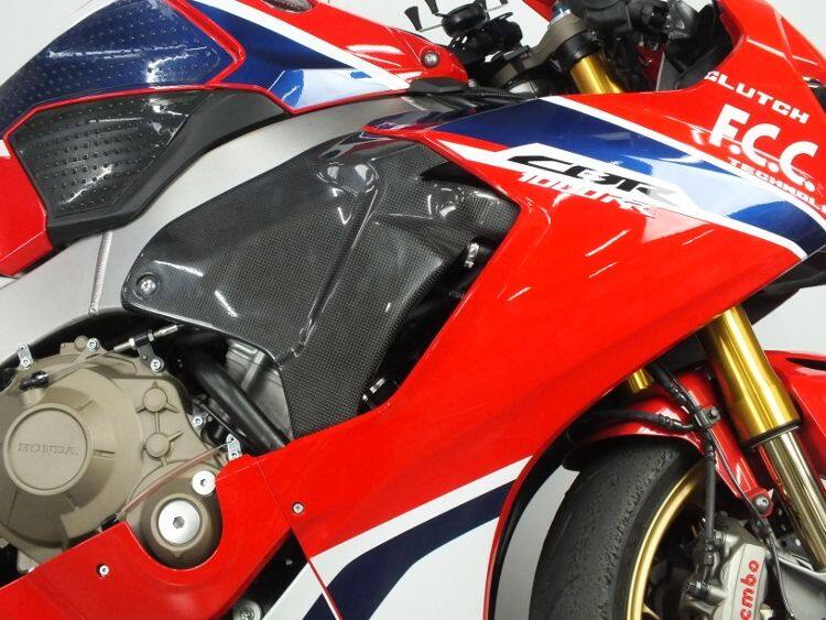 TSR テクニカルスポーツレーシング ラージシュラウドセット CBR1000RR HONDA ホンダ サイドカウル・サ..