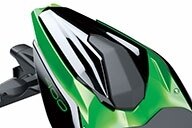 ■商品概要【メーカー品番】99994103868Pカラー：M.M.Gグレー取付時間：0.3h■注意点※取り付けると一人乗り専用になります。※画像には他のカラー、商品が含まれています。※メーカー都合により商品の仕様変更がある場合がございます。ご了承ください。■適合車種Z400&ensp;Z400 年式: 26&ensp;Z400 年式: 27&ensp;&ensp;備考: 8BL-EX400LZ250&ensp;Z250 年式: 27&ensp;&ensp;備考: 8BK-EX250Y