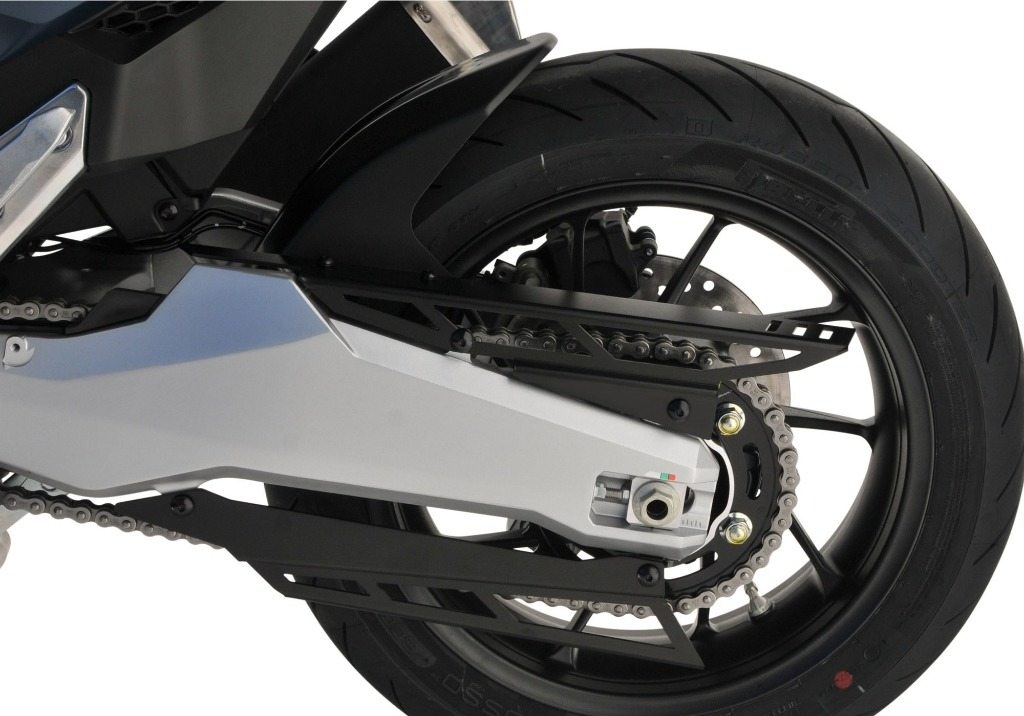 BODY STYLE ボディースタイル Sportsline rear hugger with alu chain guard Forza 750 HONDA ホンダ リアフェンダー フェンダー関連 外装 colour：black／colour code：Graphite Black，NHB01