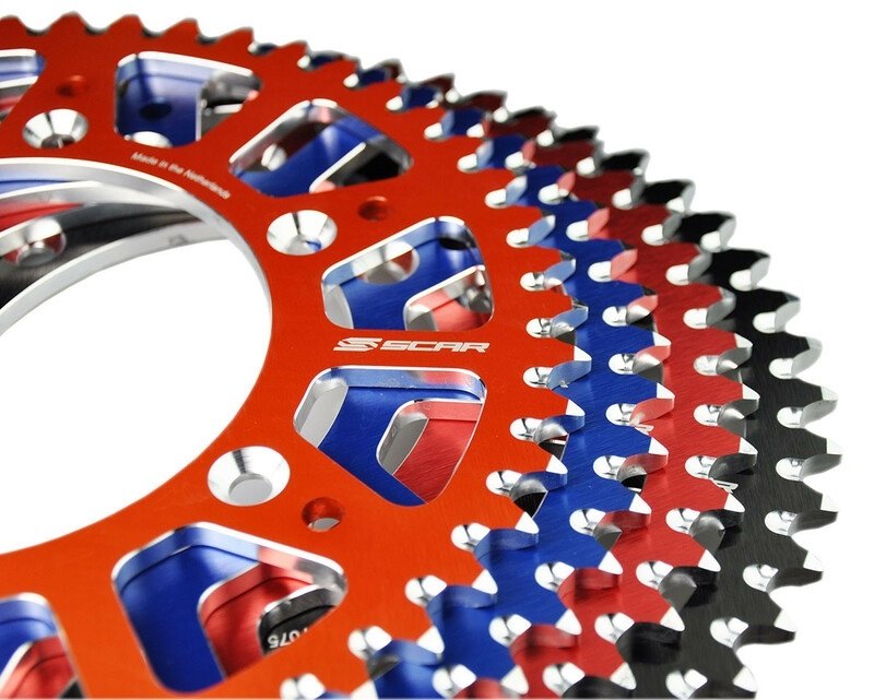 SCAR スカー Aluminium Ultra-Light Self-Cleaning Rear Sprocket SRS530 - 520