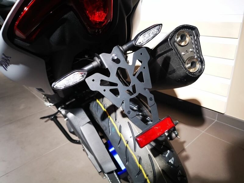 V PARTS ブイパーツ フェンダーレスキット Yamaha T-Max 560 T-MAX TECH MAX YAMAHA ヤマハ ナンバープレートホルダー 外装