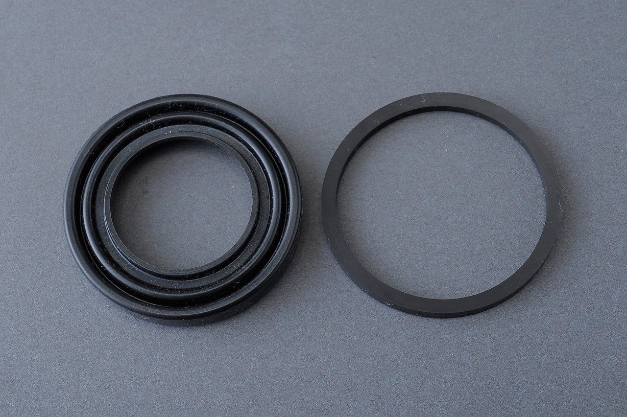 M-TEC中京 エムテック中京 キャリパーピストンシールキット フロント Z1 900SUPER4 Z2 750RS/Z750FOUR KAWASAKI カワサキ キャリパーシール ブレーキ