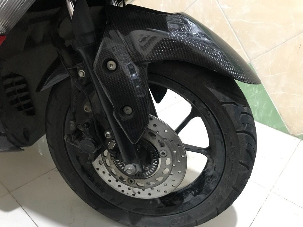 Carbon Variasi カーボンバリアシ フロントフェンダー All Aerox 155 YAMAHA ヤマハ フェンダー関連 外装