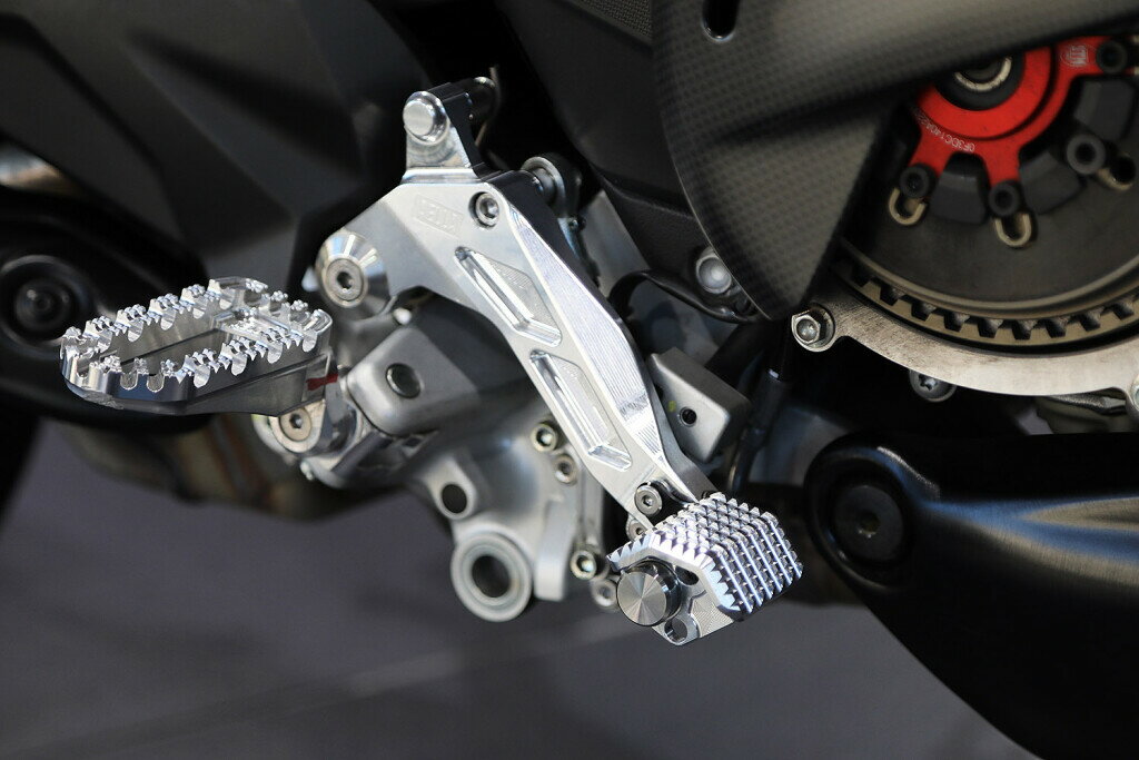 AELLA アエラ ブレーキペダル・ハイレジスタータイプ(MultistradaV4 /RS) Multistrada V4 S Pikes Peak RS DUCATI ドゥカティ ブレーキペダル ステップ 足回り