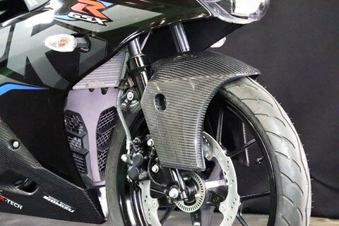 A-TECH エーテック フロントフェンダー SPL GSX-R125 SUZUKI スズキ フェンダー関連 外装 素材：平織カーボン(C) クリア塗装無し 2