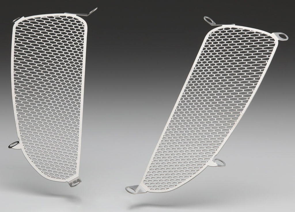 AELLA アエラ エアインテークメッシュ DIAVEL1260 DUCATI ドゥカティ ラジエーターコアガード・オイルクーラーコアガード 冷却関連 エンジン