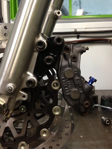 SPEED SHOP ITO スピードショップイトウ KYB38／320mm用CP3369サポートKIT キャリ...