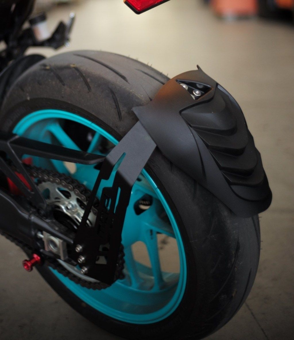 M.A.D. マッド Mud Guard Yamaha MT-09 (2022) YAMAHA ヤマハ リアフェンダー フェンダー関連 外装