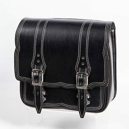 ■商品概要【素材】牛革(天然タンニンなめし)【SIZE】縦32×横34×幅14(cm)【容量】10L【付属品】・レインカバー×1・取付けベルト×2■詳細説明LEATHER SADDLEBAGバッグのフェイスをステッチでドレスアップした新型サドルバッグステッチが目を引くデザインでバイクをドレスアップドレッシーさを感じさせるステッチワークが目を引く天然タンニンなめし牛革を使用したレザーサドルバッグ「SB-99」。スクエア型のフォルムに、フェイス全体を彩るステッチワーク。バイクに装着すれば、一気にバイクをドレスアップ可能。白ステッチのほか、赤ステッチもラインナップ。車体のカラーに合わせて選ぶことができる。使いやすい一室タイプバッグ内部は使いやすい一室タイプ。小ぶりながらもスクエア型にすることでツーリングに十分な容量を確保。オープンポケット付きバッグ内部には、車検証など収納できるオープンポケットを配置。荷物と混ざることが無いためキレイに収納可能。ステッチデザイン目を引くステッチデザインのサドルバッグは、白と赤の選べる2色展開。ドレスアップ効果間違いなし。■注意点■取付け使用時の注意点■※経年変化やご使用による製品の劣化・損耗は避けられません。※耐久性には十分考慮しておりますが、過度な負担をかけたり使用方法が適切でない場合破損する恐れがございます。※製品本体及びその付属物が車体と干渉することにより、車体に傷がつく恐れがあります。※熱くなったエンジン・マフラー等に製品が接触したり熱にさらされ続ける事で、溶けたり、穴が開いたり、硬化する恐れがありますので、十分注意してお使いください。※画像には他のカラーが含まれている場合があります。※メーカー都合により商品の仕様変更がある場合がございます。ご了承ください。