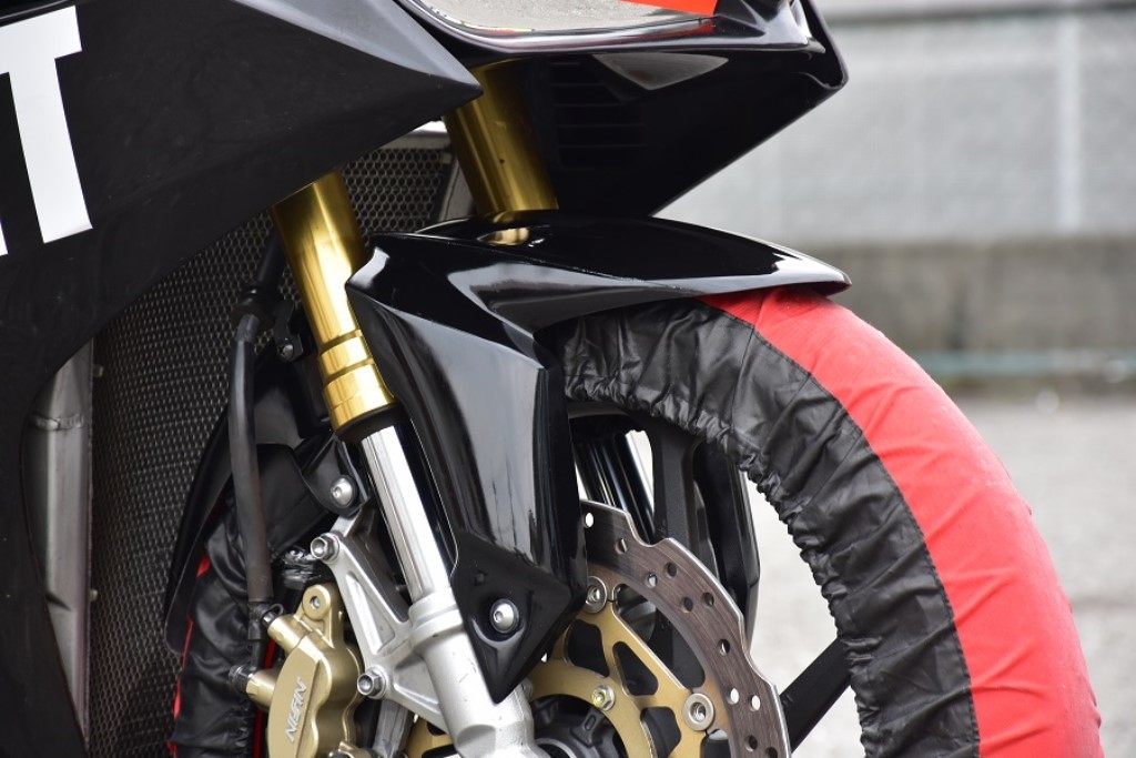 EIGHT(才谷屋) エイト(サイタニヤ) フロントフェンダー CBR250RR2017- HONDA ホンダ フェンダー関連 外装