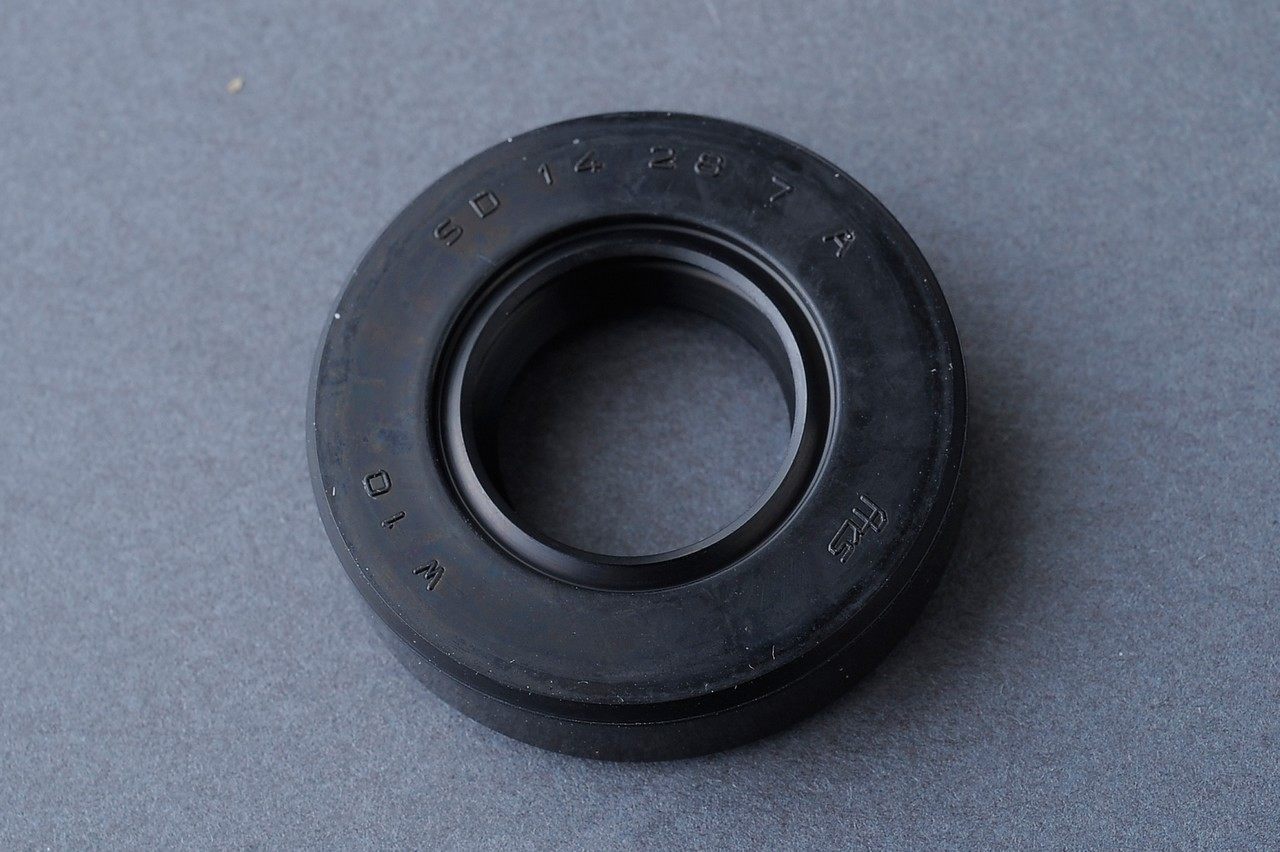 M-TEC中京 エムテック中京 ミッションカバーオイルシール CB750K HONDA ホンダ ミッション・ギア エンジンパーツ エンジン