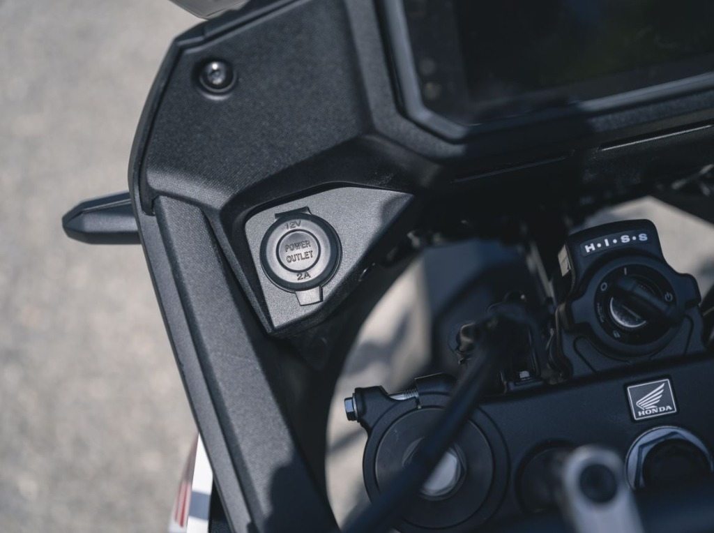 HONDA ホンダ アクセサリーソケット XL750 TRANSALP シガーソケット電源 電装系