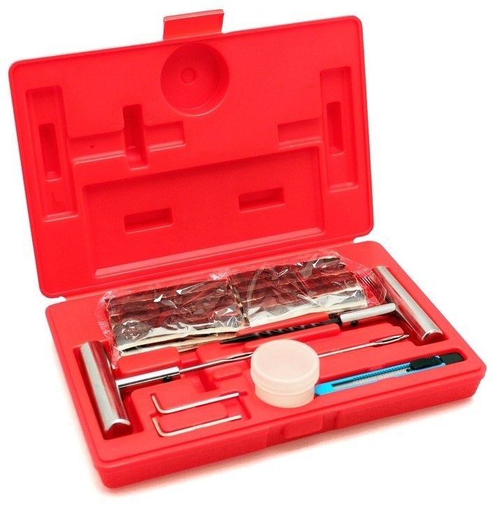 ■商品概要【メーカー品番】P12356■詳細説明Tubeless tire repair kit， for repairing quickly small puncture(upto 3mm) on the top of the tire．?Contents：?50 Rubber-coated strings， 100mm lenght (ref ： 893250)1 insert tool (ref ： 893251)1 inspection tool (ref ： 89605013)■注意点※輸入品のため、説明書が付属する場合、外国語の説明書となります。※メーカー都合により商品の仕様変更がある場合がございます。ご了承ください。　※画像はイメージです。