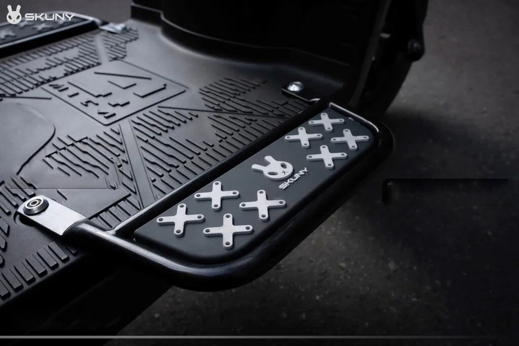 SKUNY スクーニー 拡張フロアボード DOLLAR 125 150 KYMCO キムコ フロアボード・ステップボード ステップ 足回り