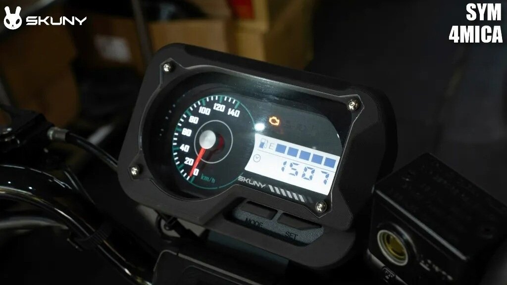 SKUNY スクーニー ハードスクリーンプロテクターケース 4MICA 125 150 SYM メーターカバー メーター・インジケーター関係 電装系