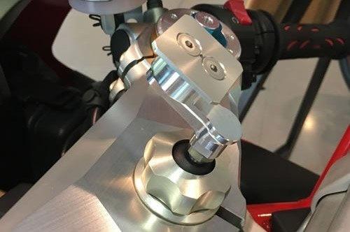 AELLA アエラ ナビゲーションステー キジママウント用 1198 1098 749 999 748 916 996 848EVO スポーツツーリング スポーツクラシック スクランブラーカフェレーサー DUCATI ドゥカティ スマートフォンホルダー・スマートフォンマウント 電子機器類