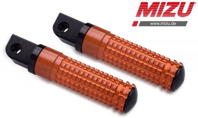 ■詳細説明Article Number：409SO1120030Our MIZU Race footpegs are maximally resilient，provide idealgripthrough a milled surface，as well as security in everysituation.Say goodbye to your old unwieldy footpegs and swap themwith ourlightweight sporty race footpegs. So that the drivingpleasure isnot limited to the racetrack，our footrests are deliveredwith ABE(Vehicle operation licence) and allow access to racing gearforeveryday use.FoldingDelivery in pairs and with jointSupplied with ABE and assembly instructionsHigh quality materialMade in Hilzingen，GermanyFeatures：including ABE，colour：black／orangeSpecifications：material：aluminium，anodizedinstallation effort：easy，ca. 15 min.country of production：Germanycertificate：part certificate■注意点※取扱説明書が付属する場合は、外国語となります。※輸入商材の為、納期が遅れる場合がございます。あらかじめご了承ください。※画像には他の商品が含まれている場合があります。※メーカー都合により商品の仕様変更がある場合がございます。ご了承ください。　※画像はイメージです。■適合車種GSX-R750&ensp;GSX-R750 年式: 全年式