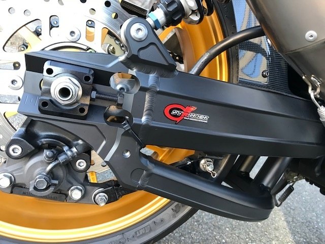 STRIKER ストライカー G-STRIKER スイングアーム パワーディメンション Type-S(スタビ付き) 半艶ブラック仕上げ ZRX1200DAEG KAWASAKI カワサキ 足回り ブレーキホースクランプ加工：なし / チタンチェーンアジャスターボルト：なし
