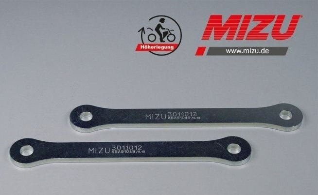 ■詳細説明Article Number：3011024That’s what makes driving even more fun! With our MIZUjack-upkits，the wheelbase of your bike is shortened und gives you amuchbetter and more agile driving experience.Our MIZU jack-up and lowering kits offer you a totally newdrivingpleasure and are manufactured in Hilzingen，Germany. They arealsodelivered with an ABE (part certificate) andmountinginstructions.delivery includes ABE (part certificate) & mountinginstructions2 year warranty e (more infos at the imprint)high quality materialMade in Germany，according to ISO 9001Features：including part certificate，jack-up kit 20mmSpecifications：material：steel，galvanizedcountry of production：Germanycertificate：part certificateinstallation effort：easy，ca. 30 min.system：2 point lever■注意点※取扱説明書が付属する場合は、外国語となります。※輸入商材の為、納期が遅れる場合がございます。あらかじめご了承ください。※画像には他の商品が含まれている場合があります。※メーカー都合により商品の仕様変更がある場合がございます。ご了承ください。　※画像はイメージです。■適合車種VERSYS-X 300&ensp;VERSYS-X 300 年式: 全年式