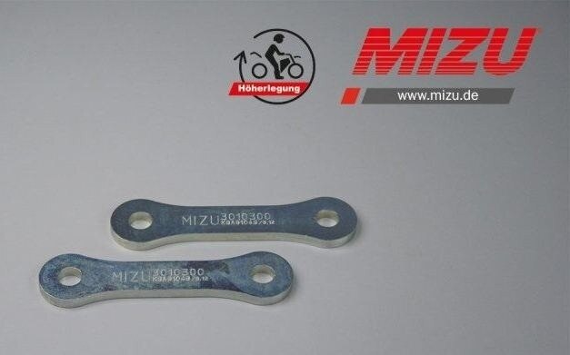 ■詳細説明Article Number：3010300That’s what makes driving even more fun! With our MIZUjack-upkits，the wheelbase of your bike is shortened und gives you amuchbetter and more agile driving experience.Our MIZU jack-up and lowering kits offer you a totally newdrivingpleasure and are manufactured in Hilzingen，Germany. They arealsodelivered with an ABE (part certificate) andmountinginstructions.delivery includes ABE (part certificate) & mountinginstructions2 year warranty e (more infos at the imprint)high quality materialMade in Germany，according to ISO 9001Features：including ABE (part certificate)，jack-up kit 30mmSpecifications：material：steel，galvanizedinstallation effort：easy，ca. 30 min.country of production：Germanycertificate：part certificatesystem：2 point lever■注意点※取扱説明書が付属する場合は、外国語となります。※輸入商材の為、納期が遅れる場合がございます。あらかじめご了承ください。※画像には他の商品が含まれている場合があります。※メーカー都合により商品の仕様変更がある場合がございます。ご了承ください。　※画像はイメージです。■適合車種SV650&ensp;SV650 年式: 全年式