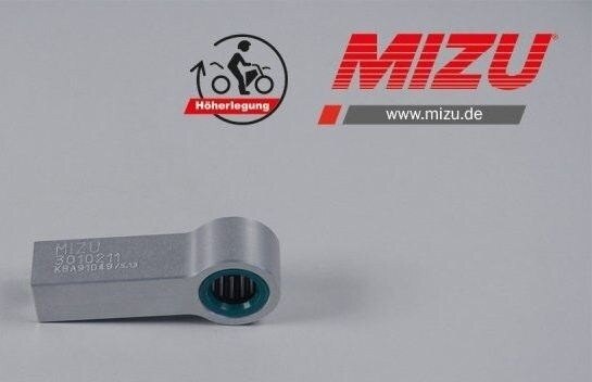 ■詳細説明Article Number：3010211That’s what makes driving even more fun! With our MIZUjack-upkits，the wheelbase of your bike is shortened und gives you amuchbetter and more agile driving experience.Our MIZU jack-up and lowering kits offer you a totally newdrivingpleasure and are manufactured in Hilzingen，Germany. They arealsodelivered with an ABE (part certificate) andmountinginstructions.delivery includes ABE (part certificate) & mountinginstructions2 year warranty e (more infos at the imprint)high quality materialMade in Germany，according to ISO 9001Features：including ABE (part certificate)，jack-up kit 35mmSpecifications：material：aluminium，anodizedcountry of production：Germanyinstallation effort：medium，with spring compressor，ca. 120 min.certificate：part certificatesystem：suspension leg boss■注意点※取扱説明書が付属する場合は、外国語となります。※輸入商材の為、納期が遅れる場合がございます。あらかじめご了承ください。※画像には他の商品が含まれている場合があります。※メーカー都合により商品の仕様変更がある場合がございます。ご了承ください。　※画像はイメージです。