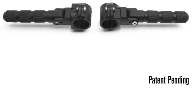 ■詳細説明Article No： ALTR-2-2104Taking the long trip between trails or on a highway cruise， needtostretch your legs or want to put your feet up？ AltRider hasyoucovered with our Universal Highway Foot Pegs for 1 1/8 inch(27mm)， or 1.25 inch (31.75 mm) diameter bars.For bar diameter， sizing， & placement options， see infographicsinthe photos.1 1/8 inch / 27 mm = Fits bars over 1 inch (25 mm). SomeEuropeanbrands use 27 mm such as SW-MOTECH. Included generic rubbergasketwill need to be trimmed to fit your specific bardimension.1.25 in / 31.75 mm = Fits bars that offer real protection，somesegments of AltRider bars for larger bikes.1 1/8 (27 mm)， or 1.25 inch (31.75 mm) diameter bars， comeswithrubber gasket to fit 1 1/8 inch (27 mm)CNC machined billet aluminum pegs with deep knurlingfortractionCustom cast 304 stainless steel clamps prevent spinning duetoclamping forcePosition at any angle to customize the fit on your bikeMounted with a ball detent to keep footpegs stationarywhetherfolded in or outAll mounting hardware includedAvailable in black or silverThe AltRider Universal Highway Foot Pegs are CNC machinedfrom6061-T6 aluminum billet and feature a deep knurling toprovideoptimal traction for your boot. The highway pegs mount toany 1 1/8(27 mm)， or 1.25 inch (31.75 mm) diameter bars bar usingAltRider’scustom cast 304 stainless steel clamps， to create enoughclampingforce to prevent pegs from spinning on the bars， andutilize a balldetent to keep footpegs stationary whether folded inor out. Arubber gasket is included to fit on 1 1/8 inch (27 mm)bars. Thepegs can be position at any angle to customize the fit onyour bikeand increase your comfort. The highway footpegs are beadblastedand finished in a clear or black anodize， then laser etchedwiththe AltRider logo. All mounting hardware is included.Patent Pending＄■注意点※取扱説明書が付属する場合は、外国語となります。※輸入商材の為、納期が遅れる場合がございます。あらかじめご了承ください。※メーカー都合により商品の仕様変更がある場合がございます。ご了承ください。※画像には他の商品が含まれている場合があります。　※画像はイメージです。