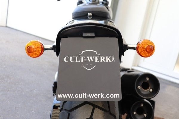 Cult-Werk カルトワーク License Plate Holder In The Middle Softail Fat Bob HARLEY-DAVIDSON ハーレーダビッドソン ナンバープレートホルダー 外装
