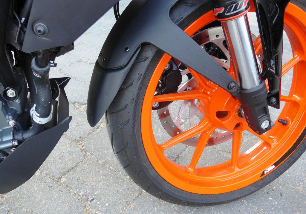 BODY STYLE ボディースタイル フロントフェンダーエクステンション 125 Duke 390 250 KTM フロントフェンダー フェンダー関連 外装