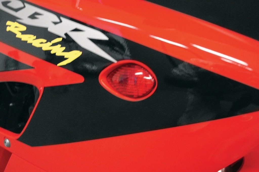 HOT BODIES RACING ホットボディーズ レーシング Flush-Mount Front Turn Signals CBR1000RR CBR600F4i..