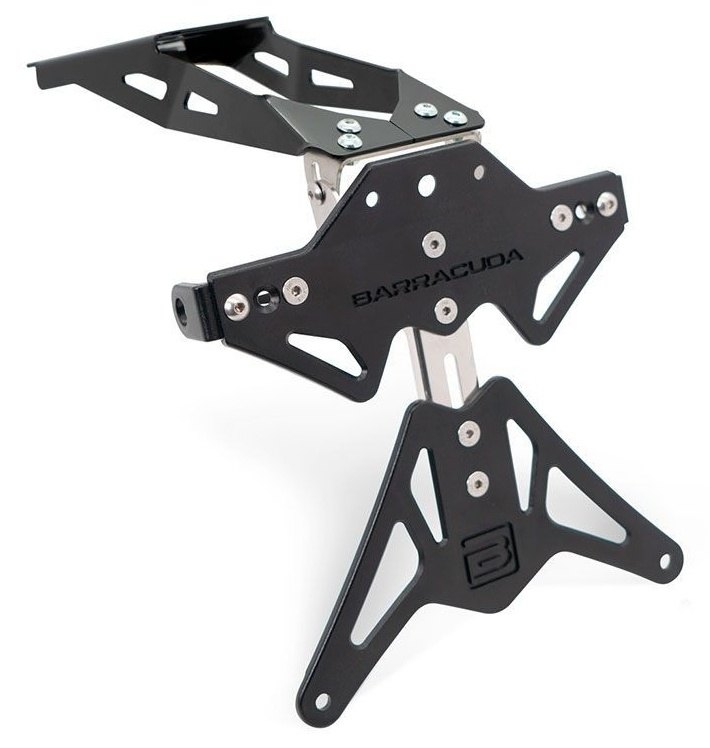 ■詳細説明The BARRACUDA NUMBER PLATE HOLDER kits if installed correctly(seespecifications below) comply with the current regulations ofthehighway codeOur LICENSE PLATE HOLDERS are NOT homologated because it isNOTpossible to homologate the LICENSE PLATE kits withspecifichomologation certificate(this limit concerns BARRACUDA but also all companies onthemarket)For the CORRECT INSTALLATION in accordance with the law itisnecessary：- Adjust the INCLINATION to a maximum of 30度- TIGHTEN the joint well so that the inclination cannot bechangedduring travel voluntarily or even accidentally- Install the APPROVED LED BARRACUDA PLATE LIGHT- Complete the installation with the REFLECTIVE KIT- Ensure maximum visibility from the rear viewBARRACUDA PLATE HOLDERS are developed with the use ofnoblematerials such as aluminum and stainless steel thatguaranteelightness and strength at the same time.Each kit is specifically designed for individualmotorcyclesoffering a complete assembly kit with everything youneed.All BARRACUDA PLATE KITS are complete with instructions andassemblykits and do NOT require any modification to the originalparts ofthe motorcycle for installation.During installation、 it is important to adjust the inclinationofthe plate to the maximum limit of 30度 established by the law ofthehighway code and then fix and lock the joint.■注意点※License plate light is to be purchased separately.※Original arrows and license plate light are not compatible.※ナンバープレートサイズが日本の規格ではない場合があります。取り付ける際にはステーによる加工などが必要なりますのでご注意ください。※取り扱い説明書が付属する場合は、英語となります。※輸入商材の為、納期が遅れる場合がございます。あらかじめご了承ください。※画像には他の商品が含まれている場合があります。※メーカー都合により商品の仕様変更がある場合がございます。ご了承ください。　※画像はイメージです。■適合車種XSR 900&ensp;XSR 900 年式: 22-23