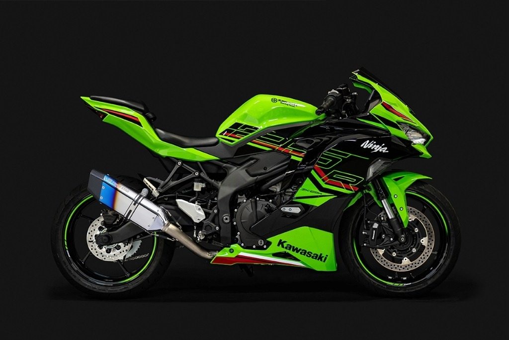 TRICKSTAR トリックスター レーシングフルエキゾーストマフラー IKAZUCHIショート Ninja ZX-25R SE KRT EDITION KAWASAKI カワサキ フルエキゾーストマフラー マフラー サイレンサータイプ：IKAZUCHI焼ステンレスカーボン
