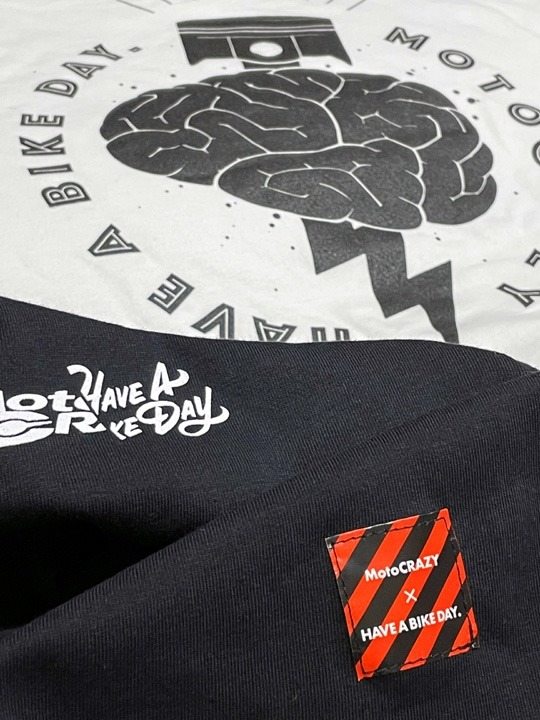 MotoCrazy モトクレイジー MotoCRAZY × HAVE A BIKE DAY. コラボTシャツ vol.1 Tシャツ アパレル webike-rb-27511295 ウェビック 楽天市場店 サンプル画像3