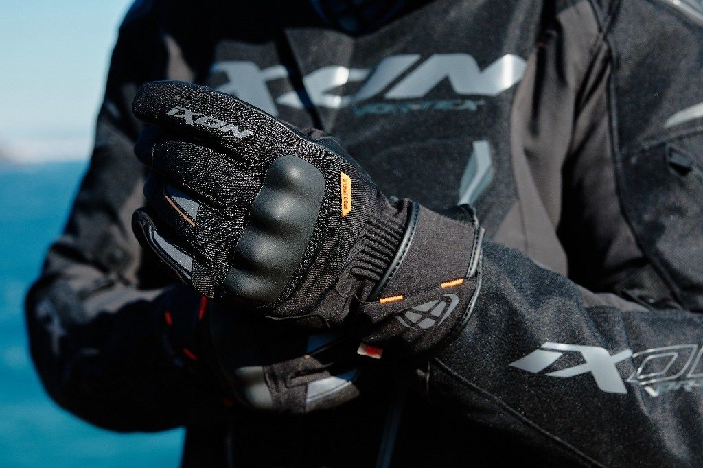 IXON �������� PRO RUSSEL 2 �����󥿡��������� �������� ���ѥ��