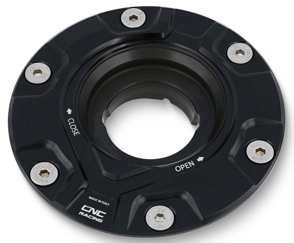 CNC Racing シーエヌシーレーシング タンクキャップ フランジギア 950 BRUTALE675 BRUTALE800 DRAGSTER 800 800RR F3 RIVALE800 STRADALE TURISMO VELOCE DAYTONA 675 R SPEED TRIPLE STREET KTM MV AGUSTA アグスタ TRIUMPH トライアンフ ガソリンタンクキャップ 外装