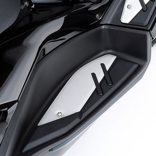 Y’S GEAR(YAMAHA) ワイズギア フロアフットパネル XMAX YAMAHA ヤマハ フロアボー...