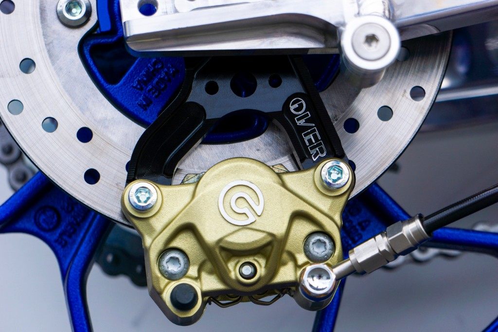 OVER オーヴァー リアキャリパーサポート ブレンボ2P YZF-R25 YZF-R3 YAMAHA ヤマ...