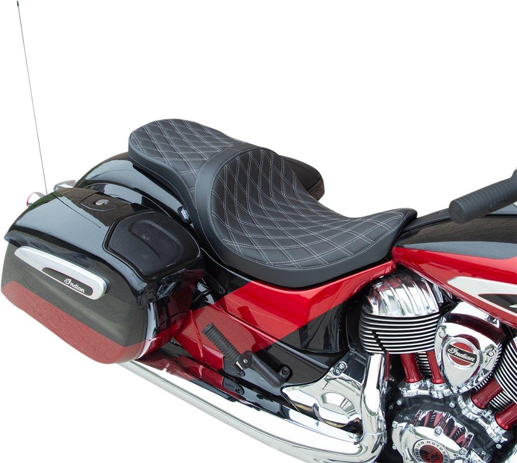Drag Specialties ドラッグスペシャリティーズ Low-Profile Touring Seat［0810-2260］ Roadmaster Classic Chieftain Limited Super Chief Springfield Vintage Elite Dark Horse INDIAN MOTORCYCLE インディアン シート シート関連 外装