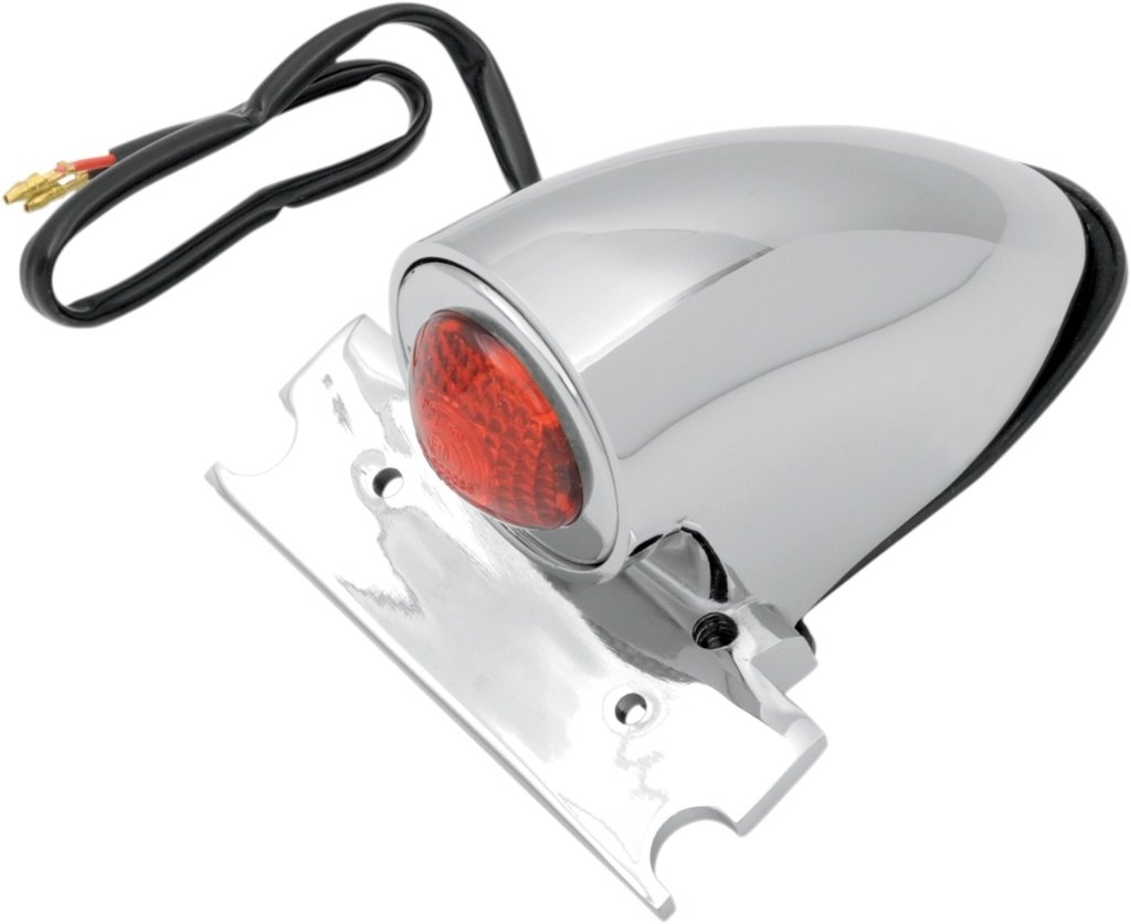 ■商品概要Taillight - ChromeFilament/Function：DualHousing Color：ChromeLens Color：RedLicense Plate Frame Curvature：CurvedMounting Position：RearProduct Name：TaillightRiding Style：StreetUnits：EachVolts：12 VpartNumber：20100602■詳細説明Feature die-cast construction with a 12V dual-filament bulbSmooth contour matches most rear fendersCome with license plate mounting tabNot DOT or ECE compliant.■注意点※取扱説明書が付属する場合は、英語となります。※輸入商材の為、納期が遅れる場合がございます。あらかじめご了承ください。※メーカー都合により商品の仕様変更がある場合がございます。ご了承ください。※画像は他のタイプ・カラーリングの場合があります。※画像には他の商品が含まれている場合があります。　※画像はイメージです。