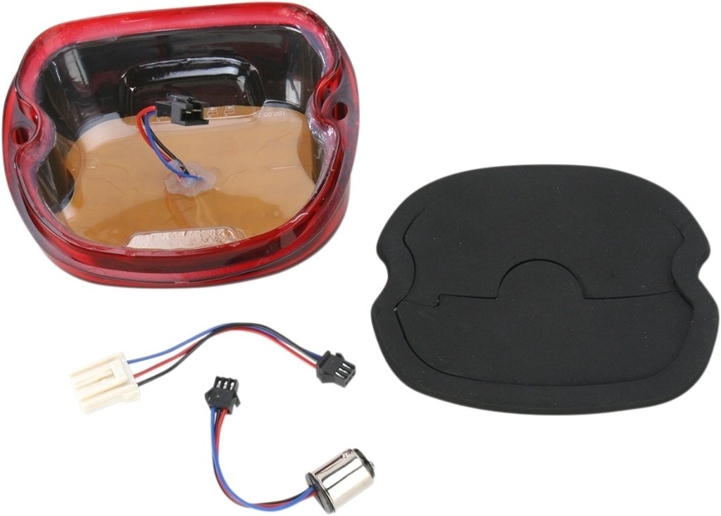 ■商品概要Taillight - RedBulb Type：LEDFilament/Function：DualLens Color：RedMounting Position：RearMounting Style：LaydownNumber of Bulbs：56Product Name：Taillight AssemblyRiding Style：StreetStyle：Low-Profile/with No Tag LightUnits：KitpartNumber：20100774■詳細説明Super-thin profile taillights are much lower than laydownlensesFeature a full LED board with 56 LEDsInclude adapters for 1157- and 3157-style bulb connections(plugsdirectly into the harness on newer models)DOT compliant■注意点※取扱説明書が付属する場合は、英語となります。※輸入商材の為、納期が遅れる場合がございます。あらかじめご了承ください。※メーカー都合により商品の仕様変更がある場合がございます。ご了承ください。※画像は他のタイプ・カラーリングの場合があります。※画像には他の商品が含まれている場合があります。　※画像はイメージです。■適合車種Sportster 1200 XL 50&ensp;Sportster 1200 XL 50 年式: 07-Road King Classic EFI FLHRC&ensp;Road King Classic EFI FLHRC 年式: 99-13Softail Street Bob FXBB&ensp;Softail Street Bob FXBB 年式: 20-22&ensp;Softail Street Bob FXBB 年式: 20-23Super Glide EFI FXDI&ensp;Super Glide EFI FXDI 年式: 04-10883 Hugger XLH&ensp;883 Hugger XLH 年式: 99-03Softail Fat Boy EFI FLSTFI&ensp;Softail Fat Boy EFI FLSTFI 年式: 01-17Fat Boy S FLSTFBS&ensp;Fat Boy S FLSTFBS 年式: 16-17Street Bob FXDB&ensp;Street Bob FXDB 年式: 06-171200 Roadster EFI XLR&ensp;1200 Roadster EFI XLR 年式: 07-08Super Glide FXD&ensp;Super Glide FXD 年式: 99-06Softail Standard EFI FXSTI&ensp;Softail Standard EFI FXSTI 年式: 01-12Road Glide EFI FLTR&ensp;Road Glide EFI FLTR 年式: 99-09Electra Glide Ultra Classic FLHTCU&ensp;Electra Glide Ultra Classic FLHTCU 年式: 99-06Electra Glide Ultra Classic EFI FLHTCUI&ensp;Electra Glide Ultra Classic EFI FLHTCUI 年式: 99-19Super Glide Custom EFI FXDCI&ensp;Super Glide Custom EFI FXDCI 年式: 05-14883 XL&ensp;883 XL 年式: 04-06Softail Standard FXST&ensp;Softail Standard FXST 年式: 99-06&ensp;Softail Standard FXST 年式: 20-22&ensp;Softail Standard FXST 年式: 20-23Softail Heritage EFI FLSTI&ensp;Softail Heritage EFI FLSTI 年式: 06-1200 Low EFI XLL&ensp;1200 Low EFI XLL 年式: 06-111200 Low XLL&ensp;1200 Low XLL 年式: 06-1200 Custom XLC&ensp;1200 Custom XLC 年式: 99-06Super Glide Sport EFI FXDXI&ensp;Super Glide Sport EFI FXDXI 年式: 04-05Softail Heritage Classic FLHC&ensp;Softail Heritage Classic FLHC 年式: 18-21883 SuperLow XLL&ensp;883 SuperLow XLL 年式: 11-19Super Glide T-Sport FXDXT&ensp;Super Glide T-Sport FXDXT 年式: 01-03Wide Glide FXDWG&ensp;Wide Glide FXDWG 年式: 99-06Electra Glide Classic FLHTC&ensp;Electra Glide Classic FLHTC 年式: 99-05883 Roadster EFI XLR&ensp;883 Roadster EFI XLR 年式: 07-SuperLow 1200 XLT&ensp;SuperLow 1200 XLT 年式: 14-17...